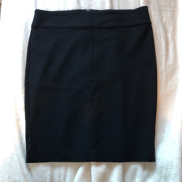 Pencil skirt - Picture 2 of 3